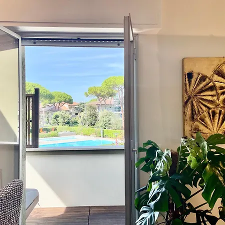 Bilocale Con Balcone E Piscina A Appartement Riccione