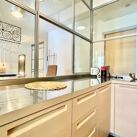 Apartament Bilocale Con Balcone E Piscina A