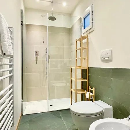 Bilocale Con Balcone E Piscina A Appartement *