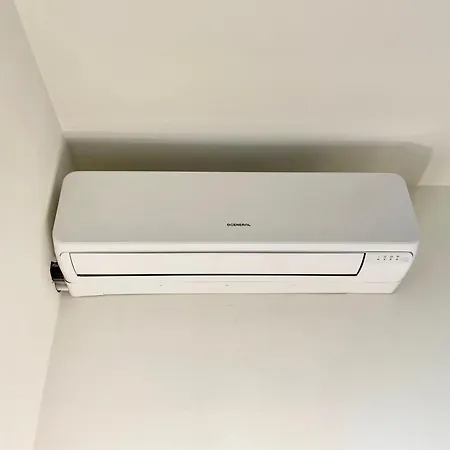 Apartament Bilocale Con Balcone E Piscina A *