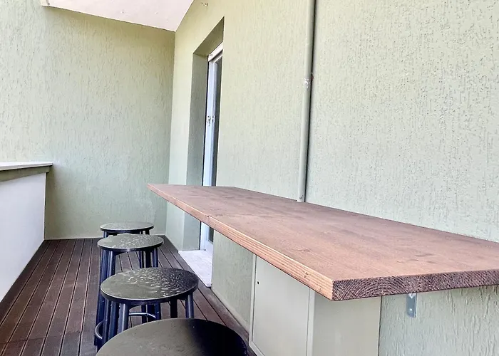 Bilocale Con Balcone E Piscina A * Riccione